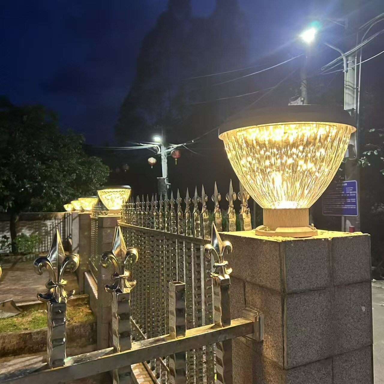 户外太阳能柱头灯LED大门别墅花园灯中式柱子围墙灯太阳能庭院灯