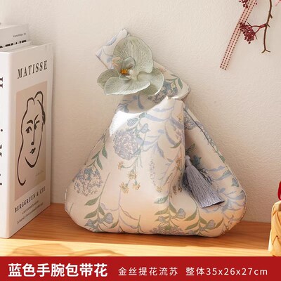 伴娘伴手礼女新中式手腕包节日伴郎礼盒实用手提礼结婚喜糖袋子