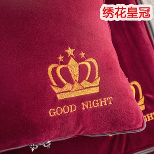 红色抱枕被加绒加厚被子抱枕两用冬季盖被车载靠垫被沙发毛绒靠背