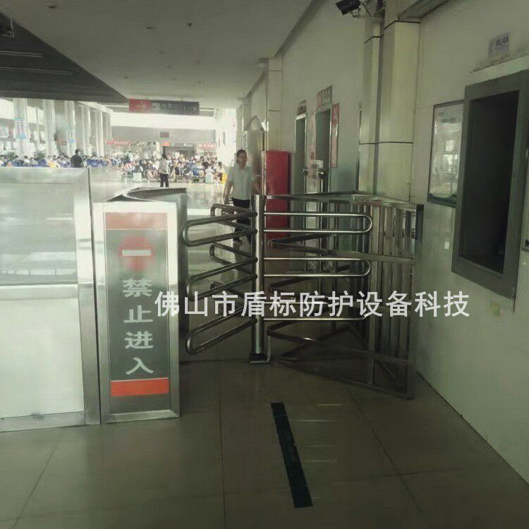 培训机构只进不出单向旋转门超市手动半高转闸门人行通道三辊闸机