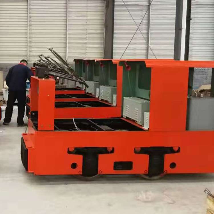 程煤 矿用电机车  涨闸制动矿用电机车  6T窄轨架线式工矿电机车