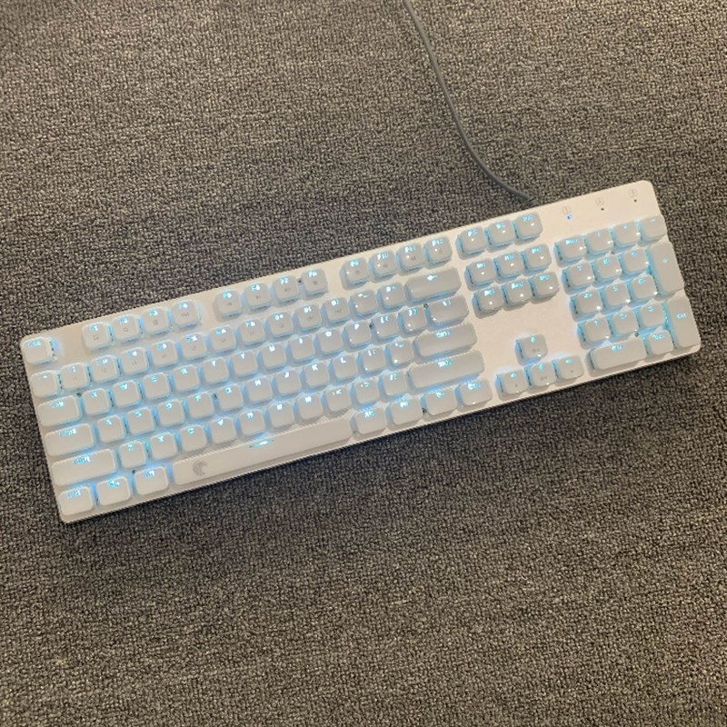 矮轴机械键盘轻薄可携式104键办公触发OA打字短键程红轴扁平白色P