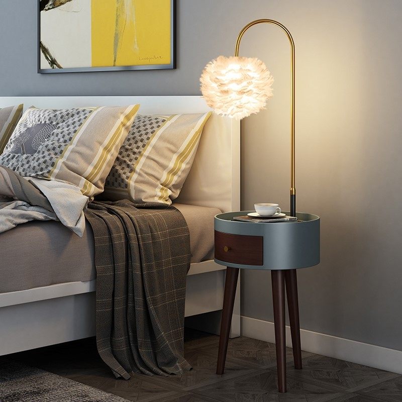 羽毛落地灯客厅卧室床头柜一体网红ins风氛围轻奢置物架茶几台灯