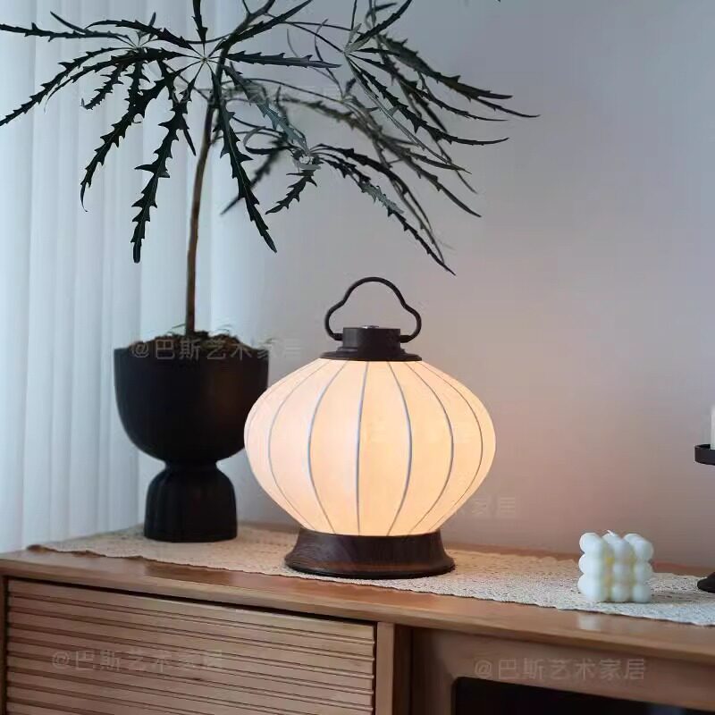 法式奶油风梨子设计师台灯