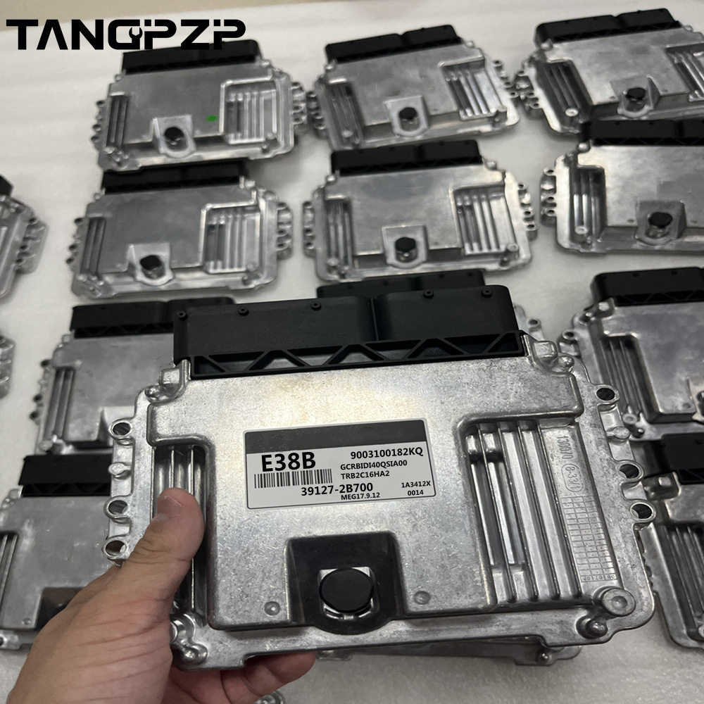 现代起亚赛拉图发动机ECU