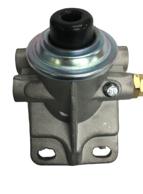 美系系拖拉机柴油滤清器滤芯底座 滤清器支架   81866602