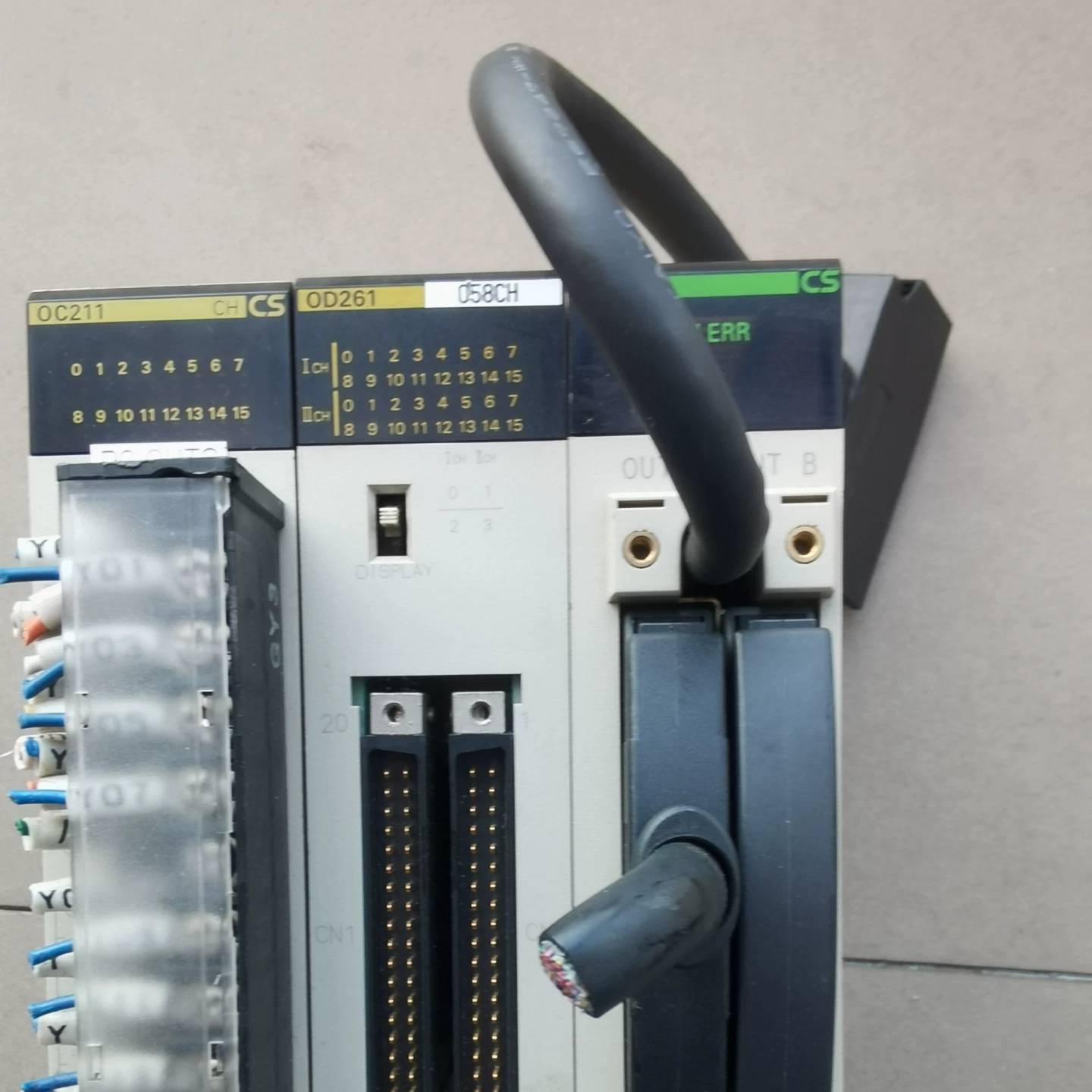 可维修欧姆龙PLC模块,型号包含CS1W-OC211,CS1W-O议价