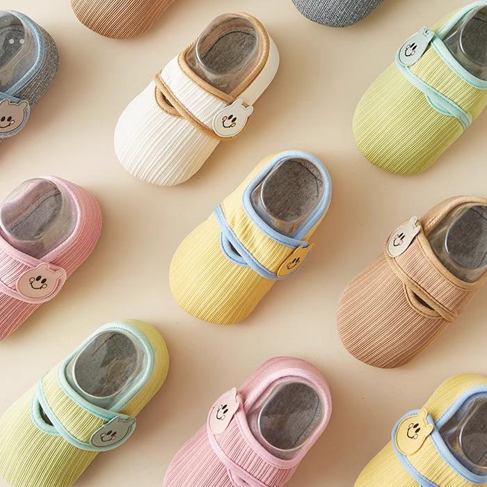 春秋儿童地板袜宝宝室内防滑隔凉幼儿地板鞋居家袜小孩袜套爬爬垫