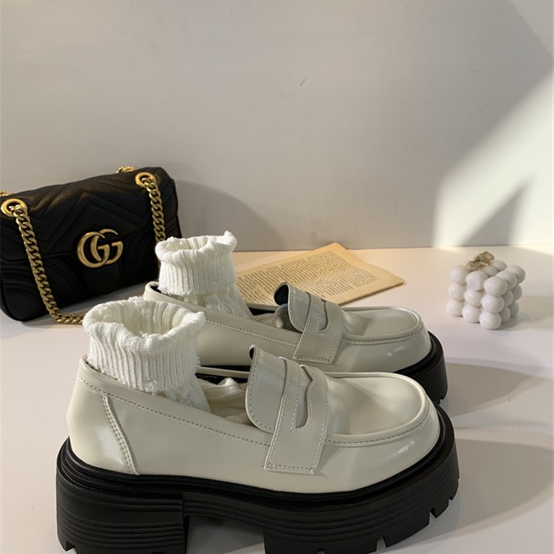 王小兔 英伦风ins粗高跟复古小皮鞋女2023秋季新款厚底乐福鞋单鞋