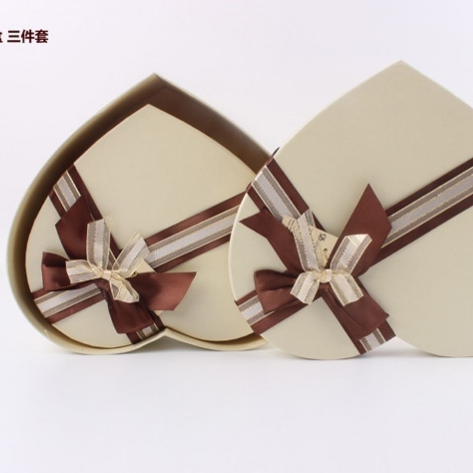 情人节爱心礼盒 心形鲜花包装礼盒 玫瑰香皂花包装盒鲜花包装材料