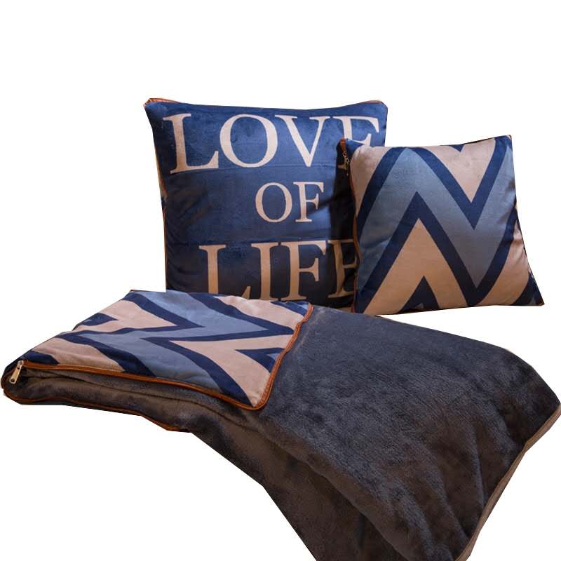 抱枕被子两用珊瑚绒汽车靠垫办公室沙发空调毯午睡枕头车载小靠枕