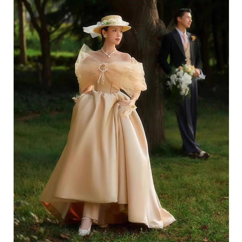 速发法式缎面复古赫本风一字肩婚纱礼服公主裙影楼拍照主题服装外