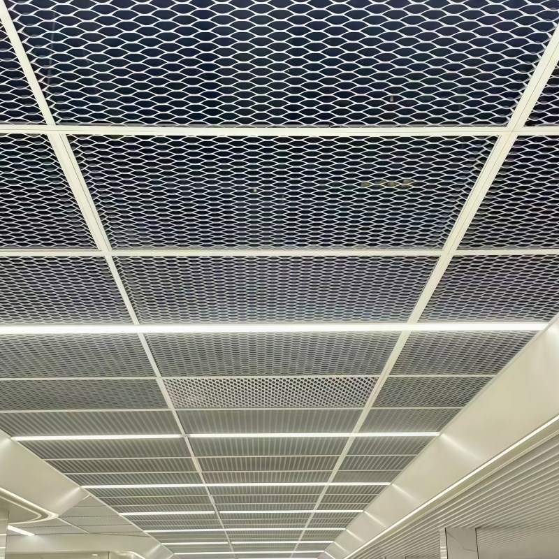 定制吊顶天花幕墙铝合金菱形网门头楼道防护栏拉网金属铝板六边孔