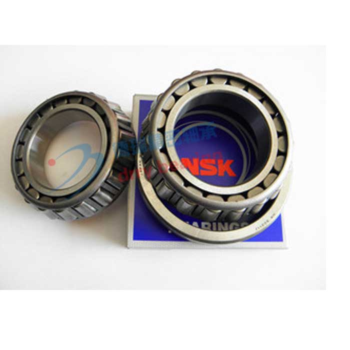 NSK进口轴承HR30302 30303 30304 30305 30306 3030730308 30309J