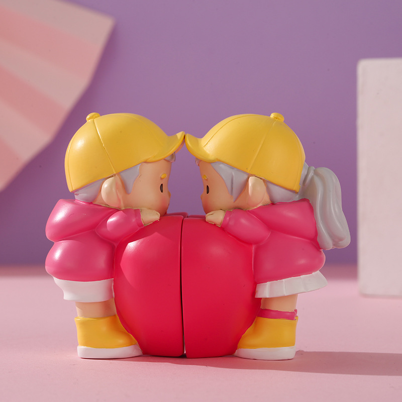 卡通情侣心心相印树脂迷你摆件儿童床头小夜灯车载书桌小摆件