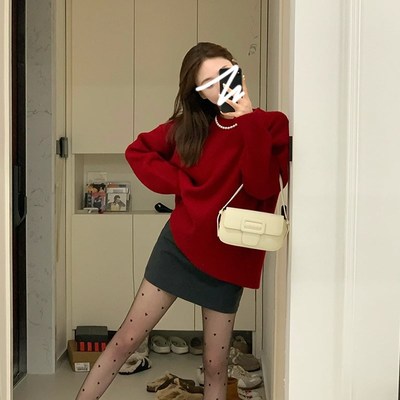 红色高级感圆领毛衣女2024春秋季新款慵懒风打底衫本命年针织上衣