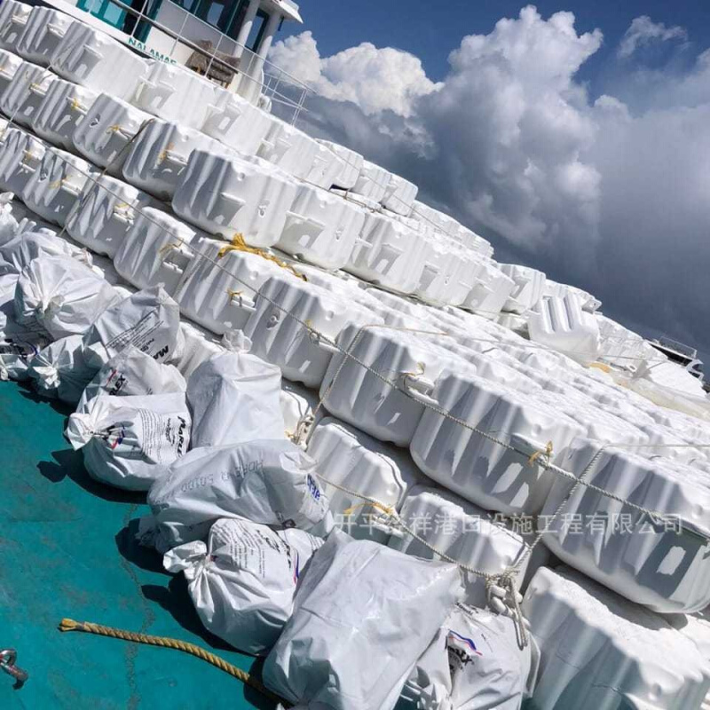 浮筒钓鱼平台塑料浮筒浮箱浮桥码头水上浮筒设计浮桥平台游艇码头