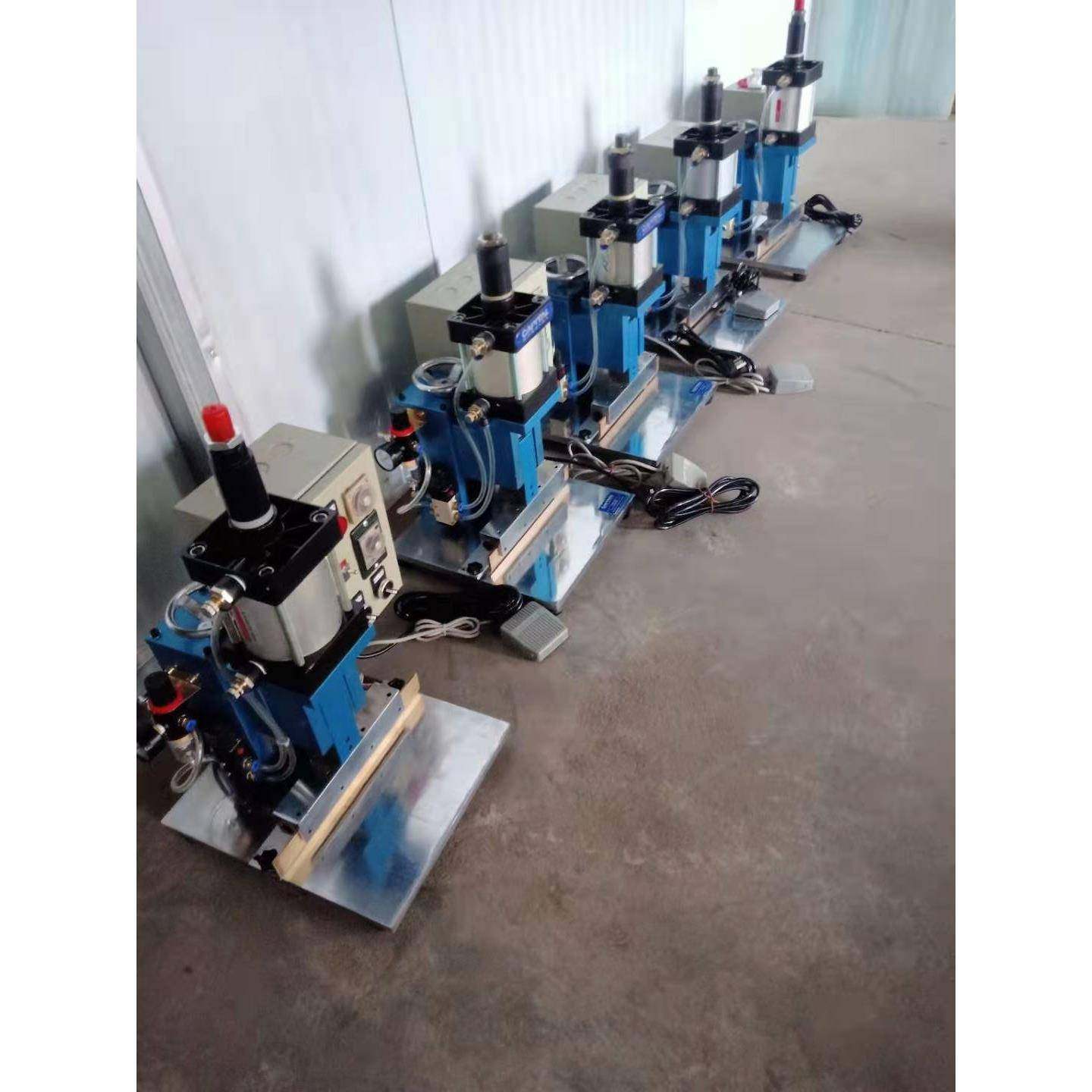 气动皮革压线机手袋银包压线压痕机迹经济实用量大价优,纺织面料/辅料/配套,皮革加工设备,淘宝优惠券,粉丝福利购,淘宝优惠卷