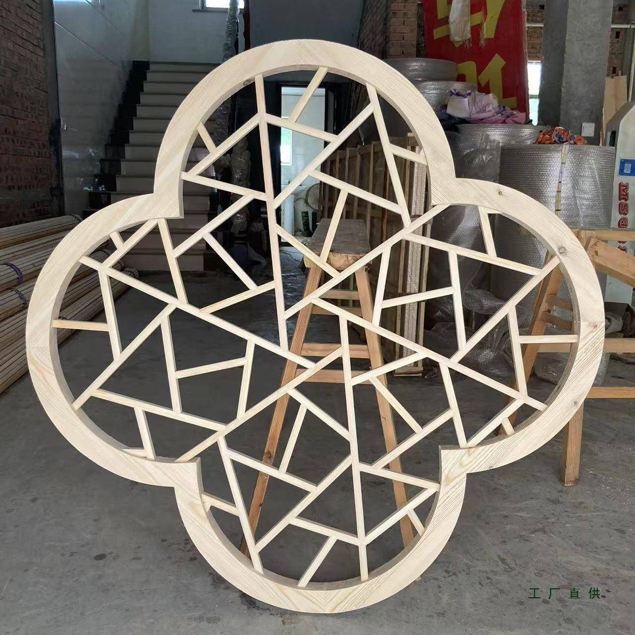 东阳木雕冰裂纹中式花格花窗吊顶玄关隔断实木电视背景墙屏风定