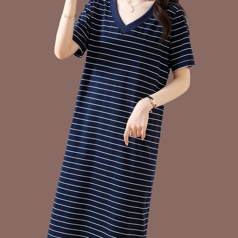 夏季V领纯棉绸连衣裙女宽松中年妈妈装休闲条纹中长款短袖t恤裙子