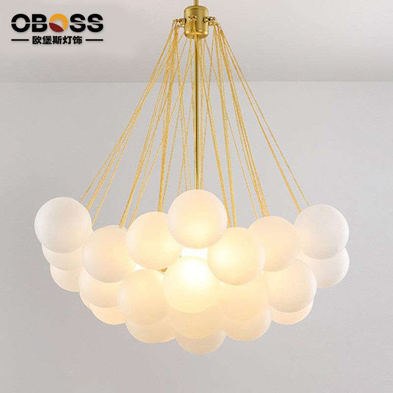 北欧ins餐厅简约泡泡球玻璃吊灯后现代个性卧室客厅服装店LED吊灯