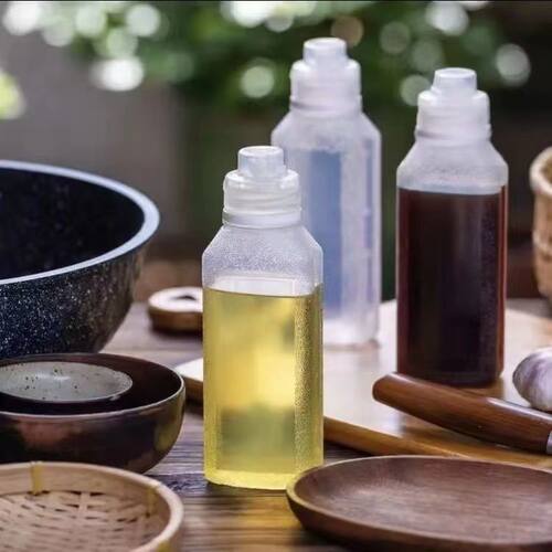 爆款油壶控量尖叫控量油壶材质不漏洒酱油醋耐尖叫油壶泵头家用