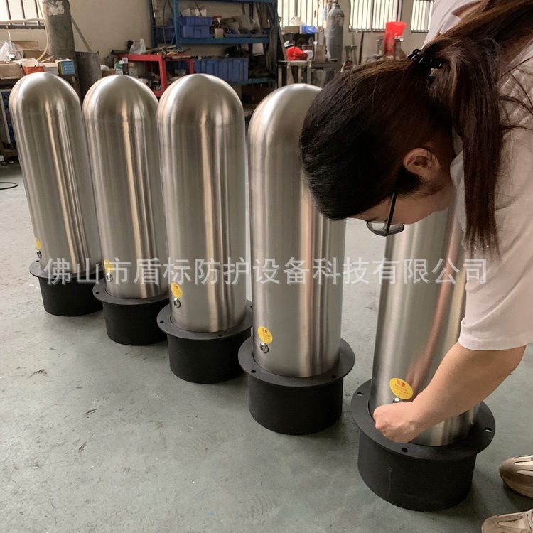 可移动式防撞柱 防撞路桩路障柱液压升降挡车柱预埋活动路桩工厂