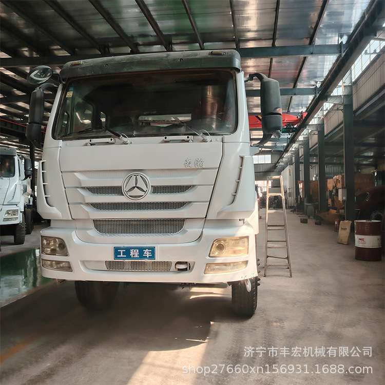 路面16方消解灰撒布车 大型高速修路撒灰车 水泥灰铺灰机