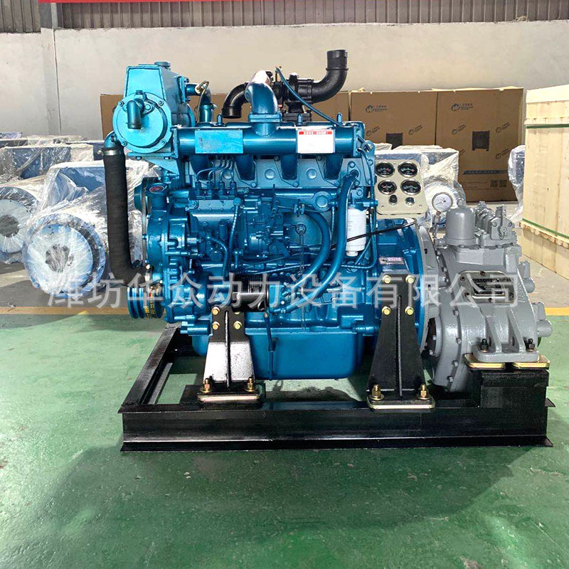 潍坊4105ZC船用柴油机前进40A齿轮箱120马力4缸增压发动机