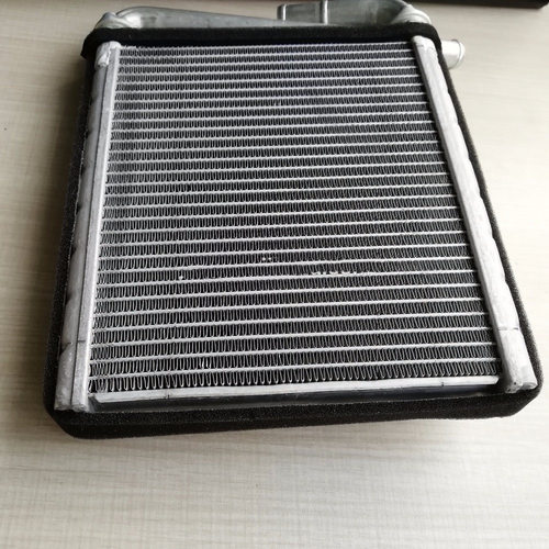 汽车零件加热器散热器：87107-26210 87107-42170 HIACE