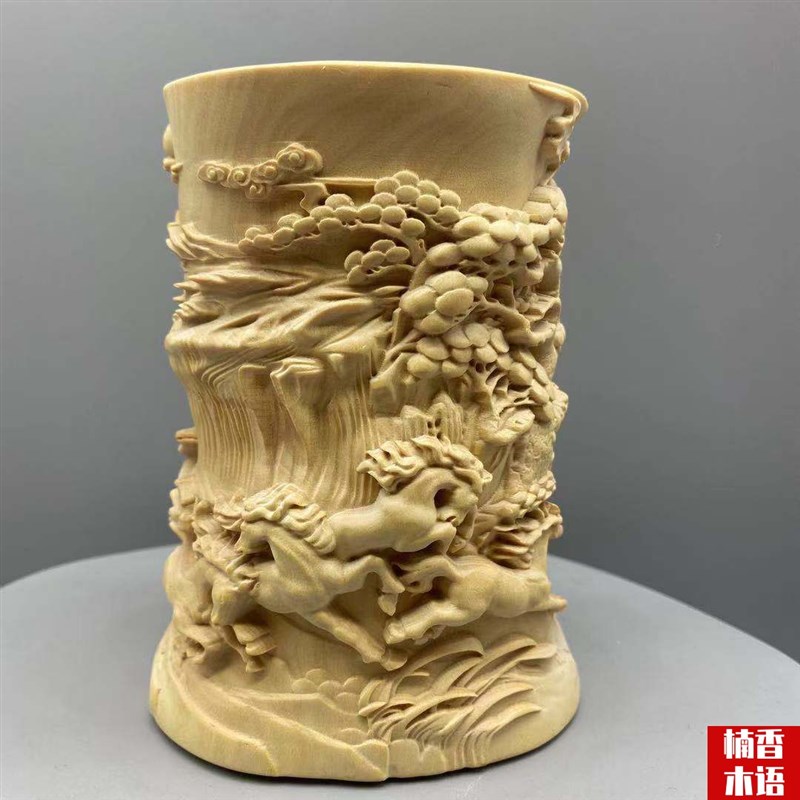 小叶黄杨木雕刻八骏马笔筒实w木动物松树文房四宝收纳书房装饰摆