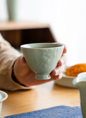 宋青釉茶杯品茗杯小茶杯单只陶瓷石榴杯主人杯单杯青瓷茶具茶碗