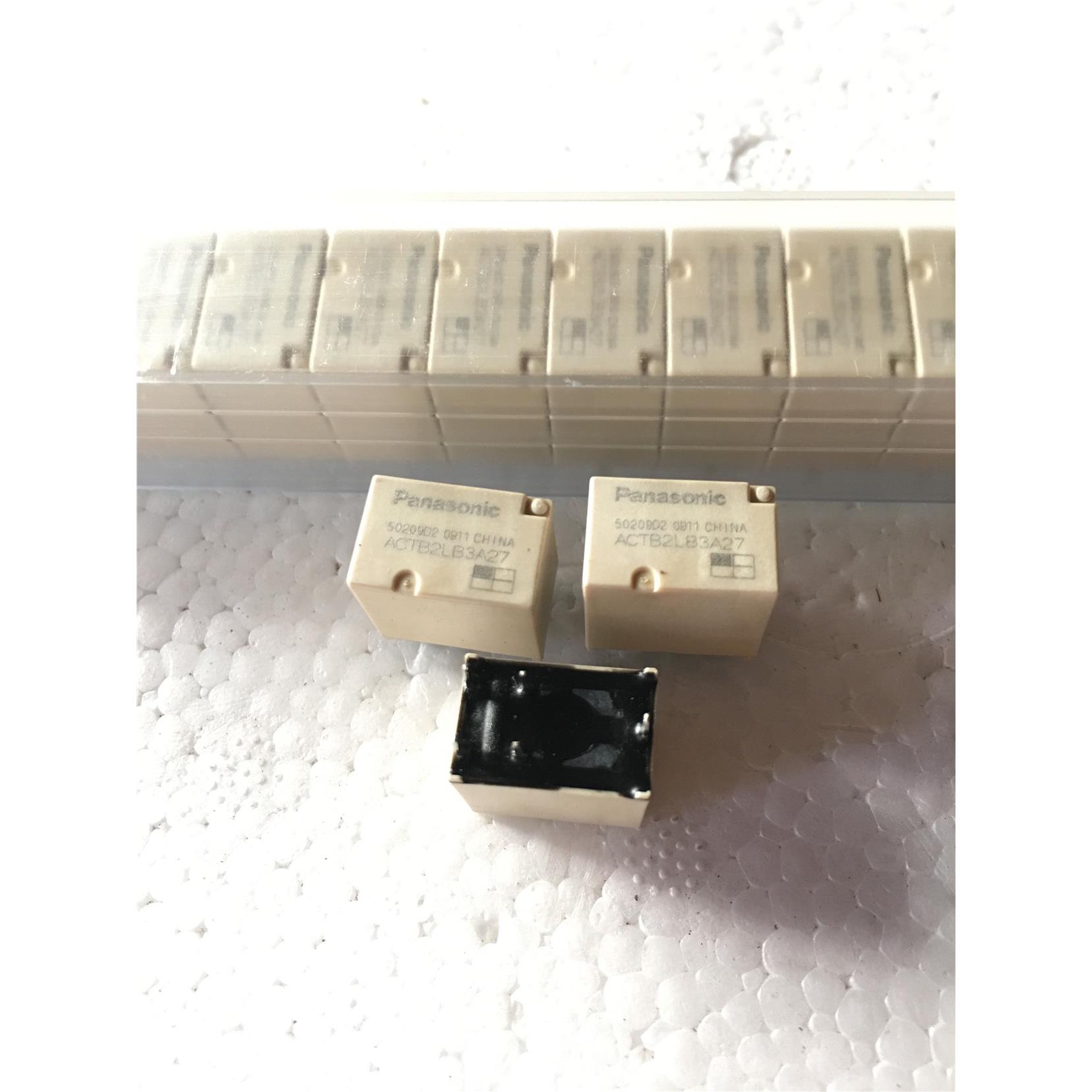 ACTB2LB3A27  全新原装   新款科鲁兹新君威近光灯远光灯继电器