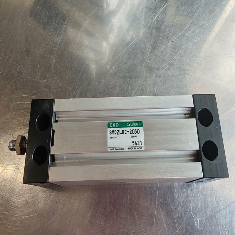 议价CKD气缸，型号SMD2LDC-2050，实物如图，没用