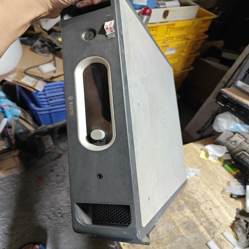 议价BOSCH会议话筒，成色如图，单位会议室拆下来的，1个主