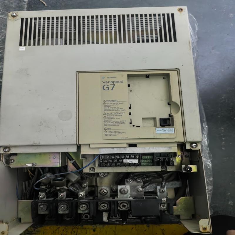 议价安川G7变频器 CIMR-G7B4037 37KW 38