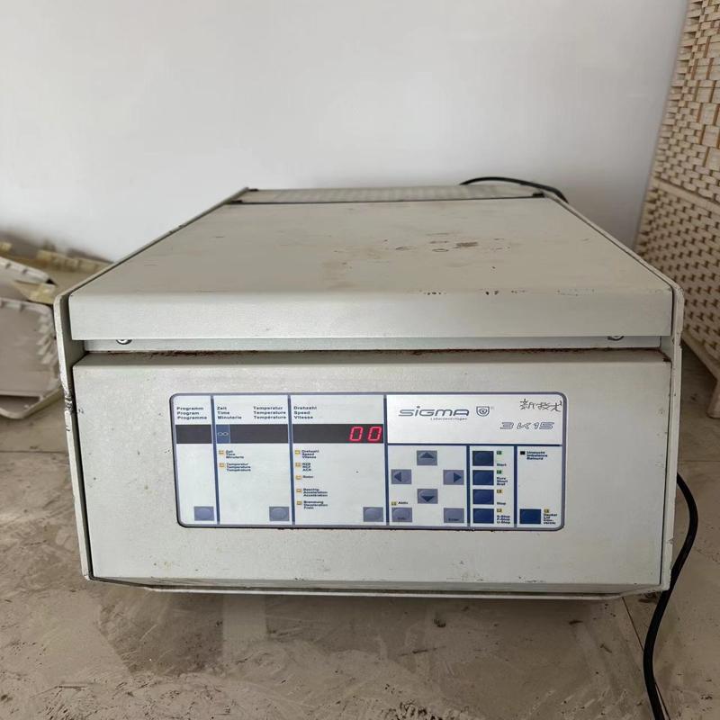 议价SIGMA西格玛冷冻离心机 3K15，里面有转子，拉回来