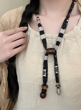 【羊悠悠】秋冬新款腰果花丝巾项链女搭配衣服装饰围脖长毛衣链潮