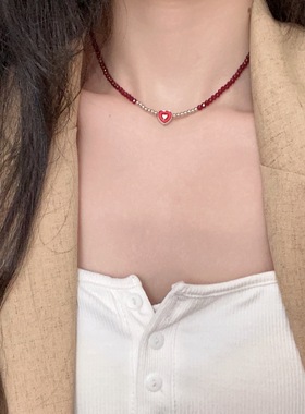 红色爱心choker颈链女红色氛围感气质锁骨链y2k甜酷辣妹项链配饰