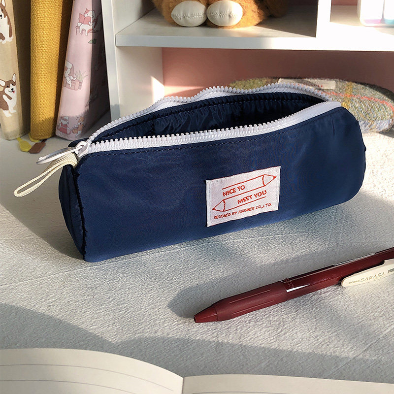 简约时尚拉链爆款笔袋简约文具耐脏大容量学生高颜值红色帆布防水