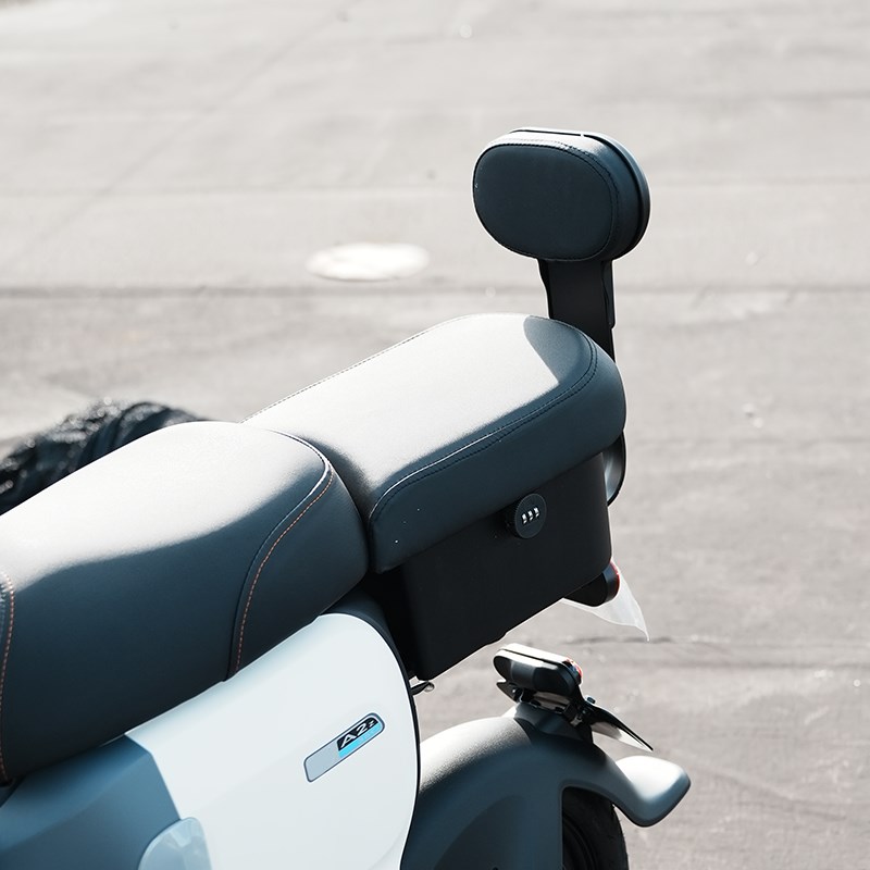 适九号A2z电动车坐垫尾箱9号A2Z载人加厚储物后备箱无损改装配件