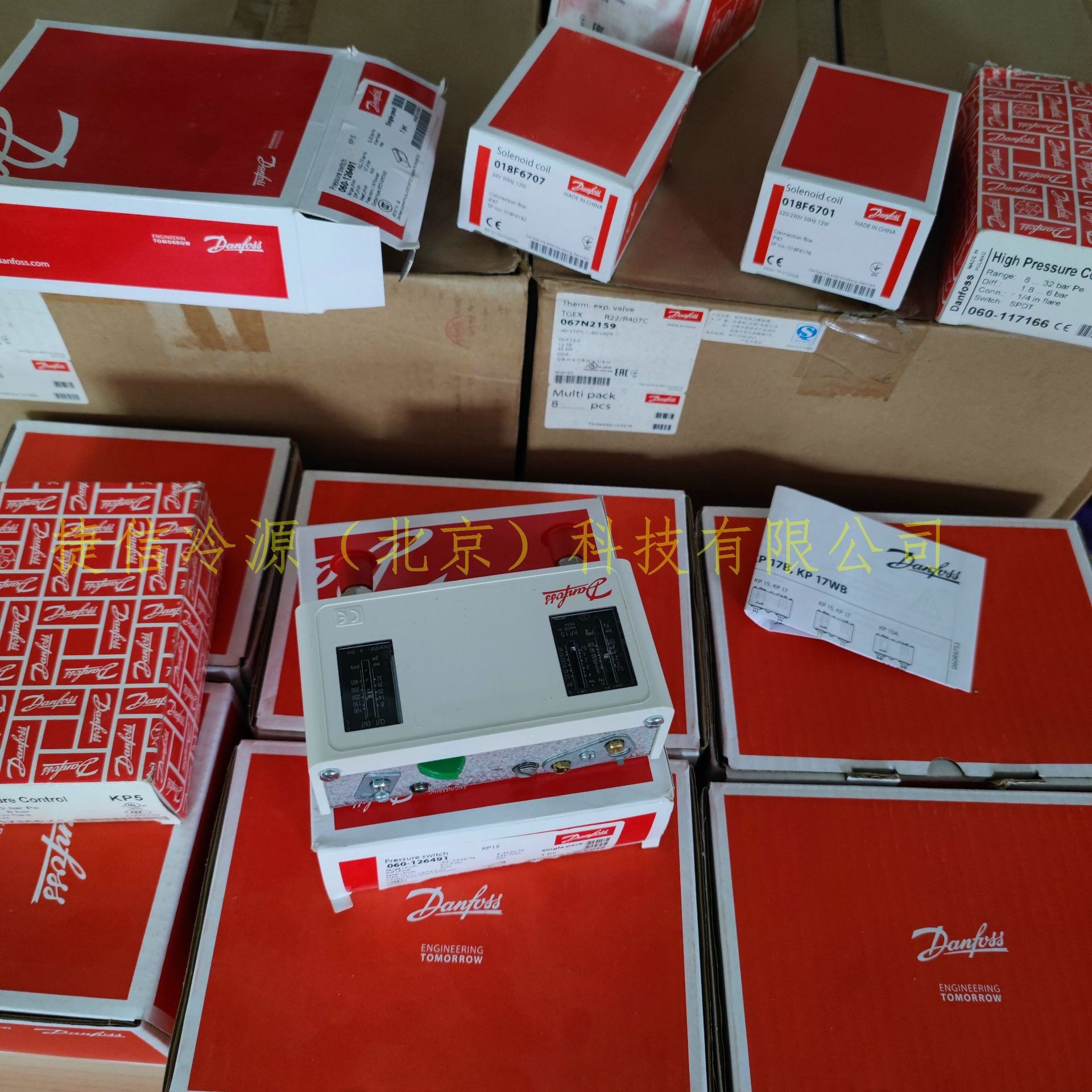 压力开关控制器制冷系统压控KP71