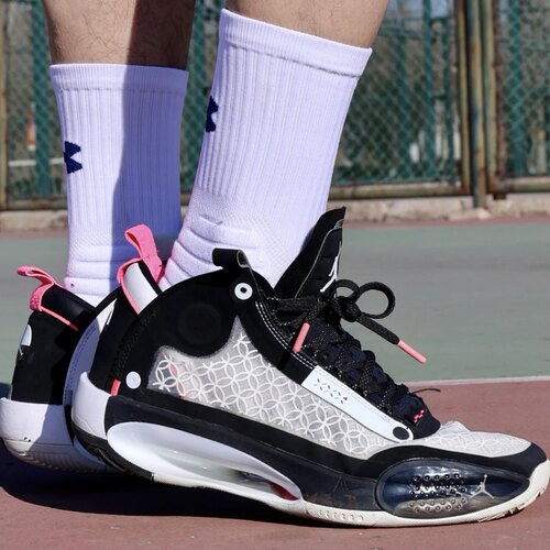 Jordan 34 AJ34中国年 黑粉 男子实战篮球鞋 BQ3381-016 断码特惠