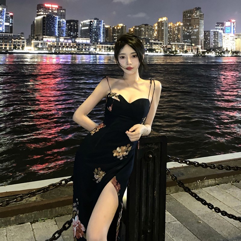 速发惊艳碎花吊带气质名媛连衣裙质感高级性感纯欲风开叉裙子