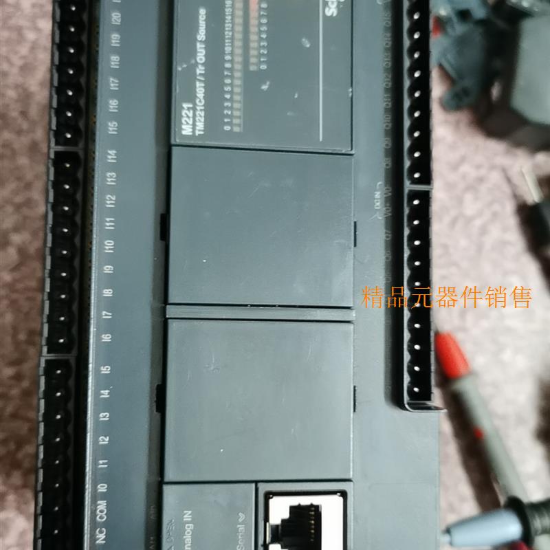 TM221C40T ,九成新,通电正常,其它功