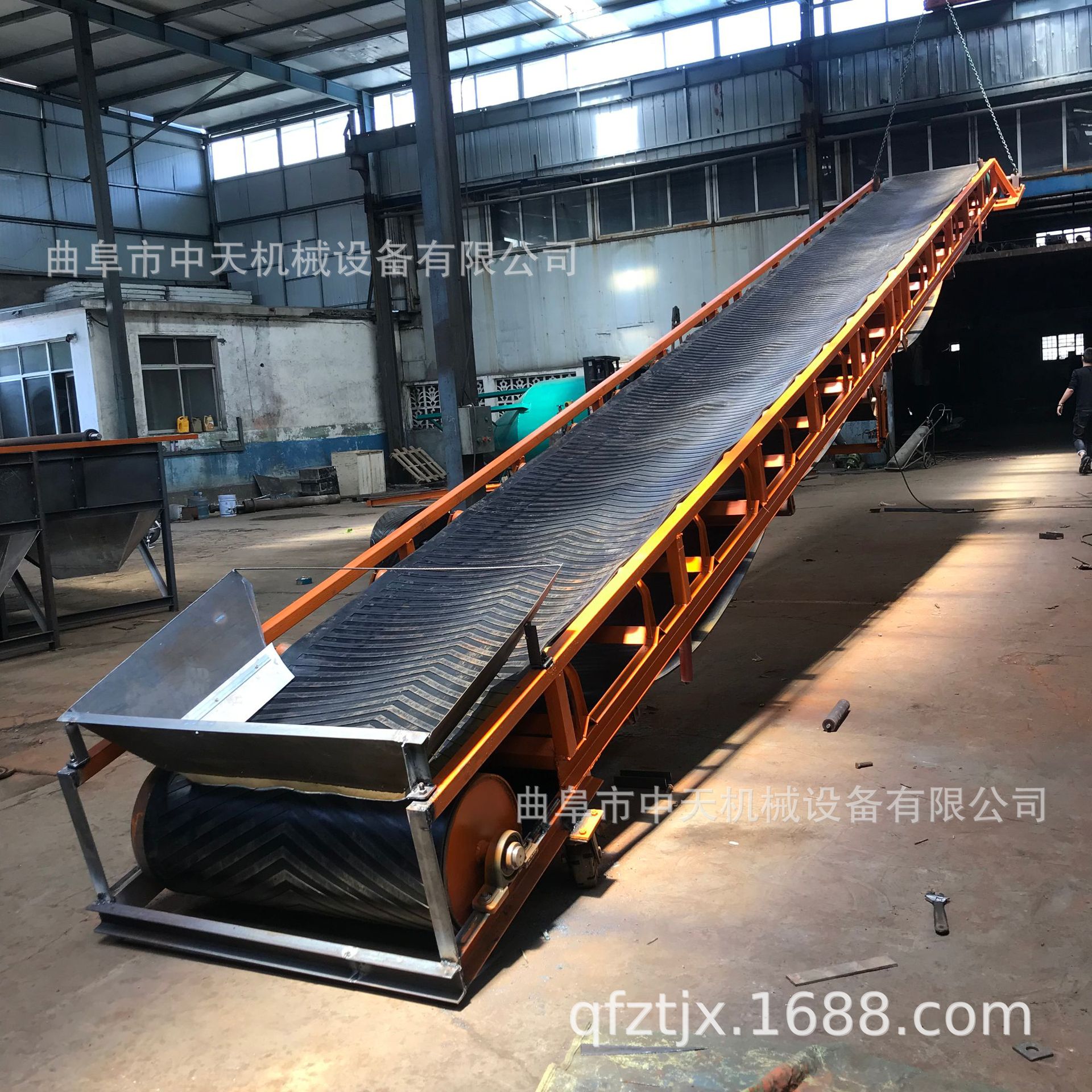 可定做不锈钢镀锌管粉料输送机