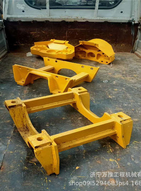 D65推土机配件D65PX-15  护板 14Y-30-27130