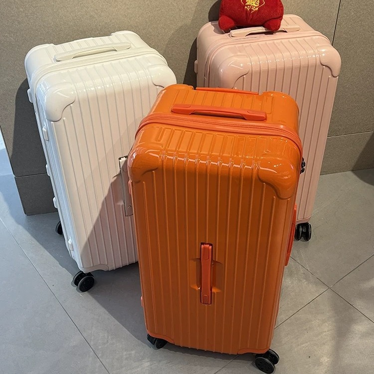 行李箱24寸加厚PC拉杆箱24寸