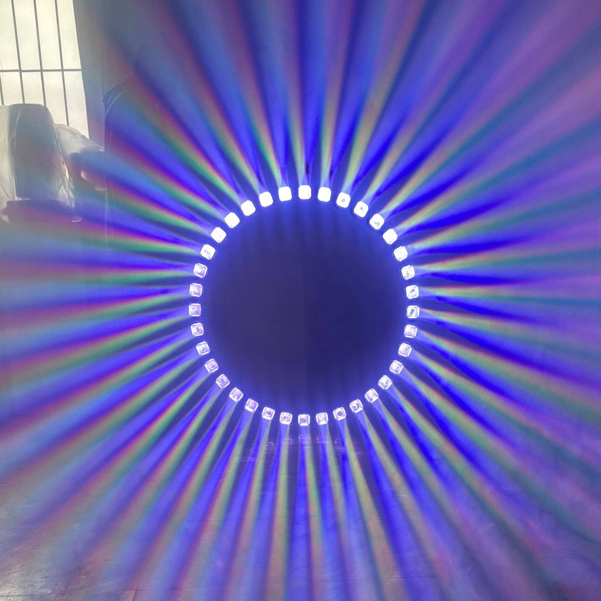 新款LED圆形七彩旋转升降舞台效果灯大型演唱会现场升降光束圆环