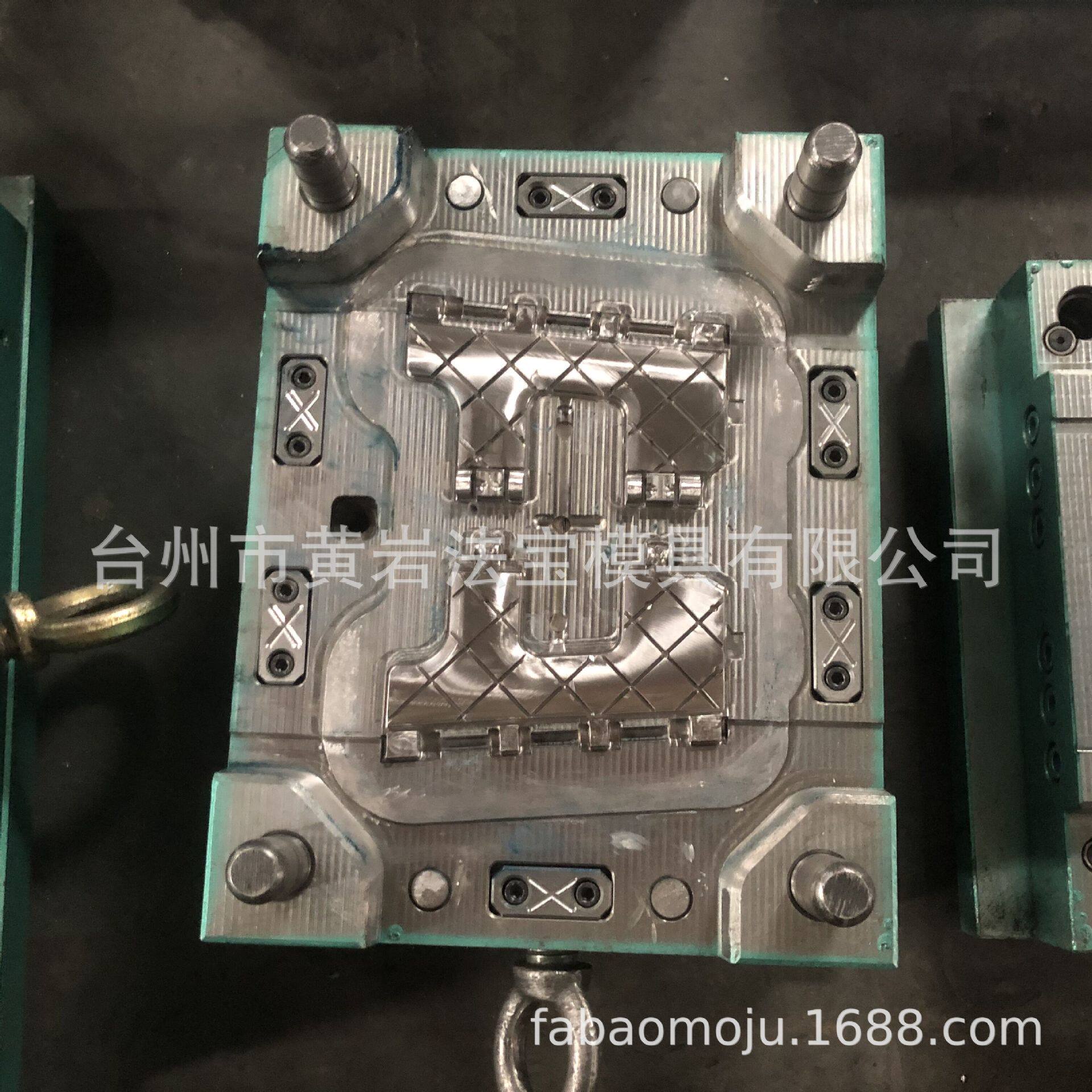 带提手可收折小凳子小型椅子叠放折叠椅塑料模具厂家自动脱热流道